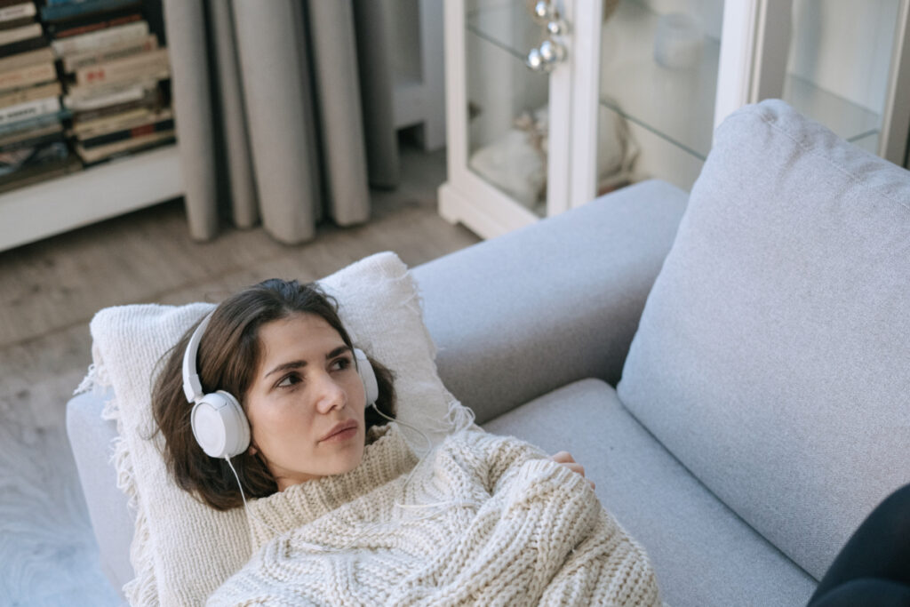 5 Tips for Reducing Stress While Home Alone